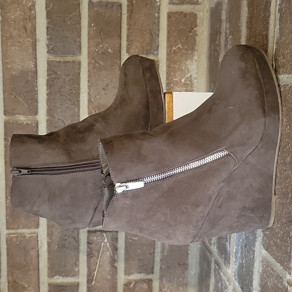JustFab Jessy Zip-Up Wedge Ankle Boot‎ Brown Womens Size 8